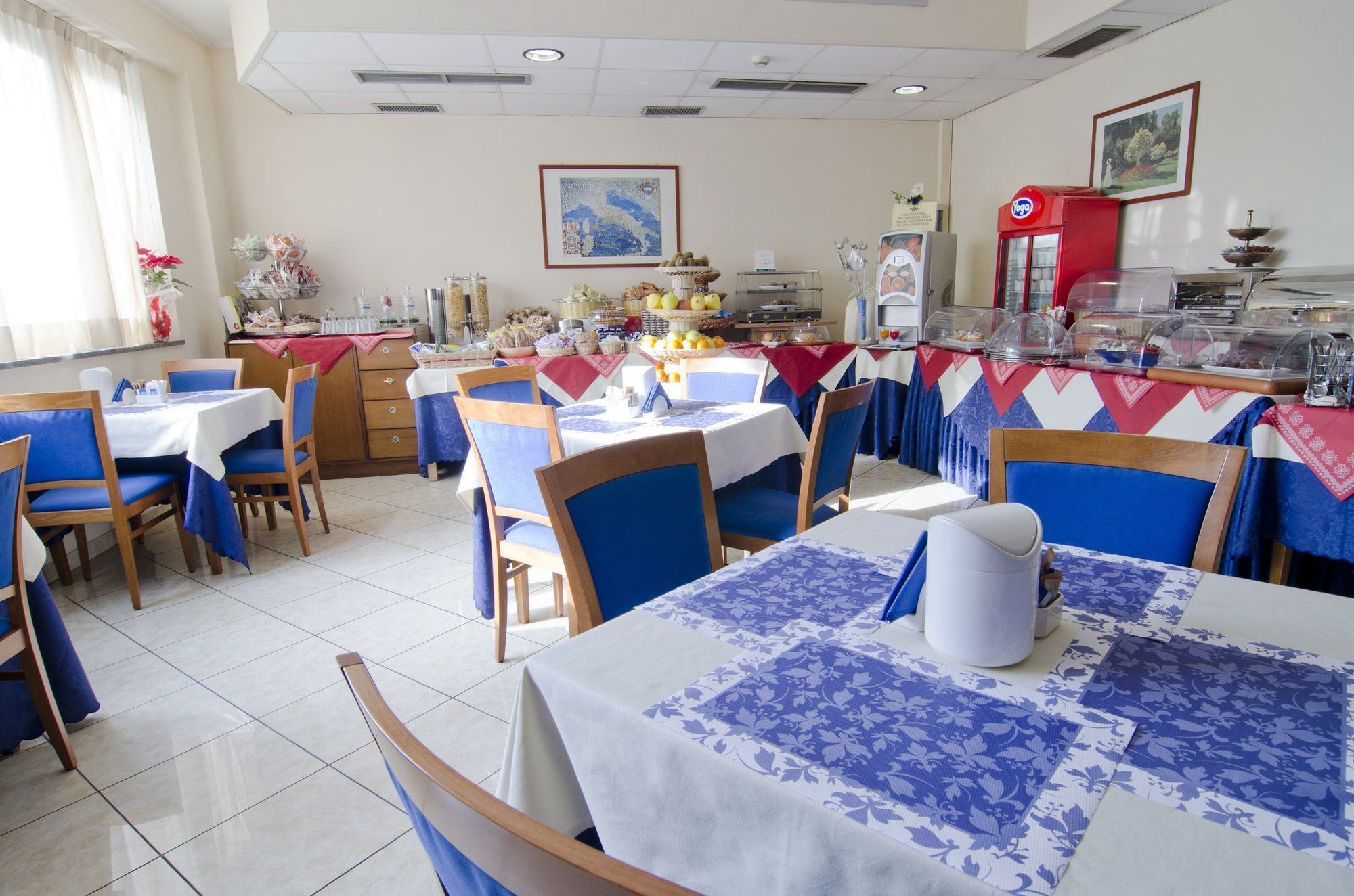 Blu Hotel - Sure Hotel Collection By Best Western Collegno Restaurant photo